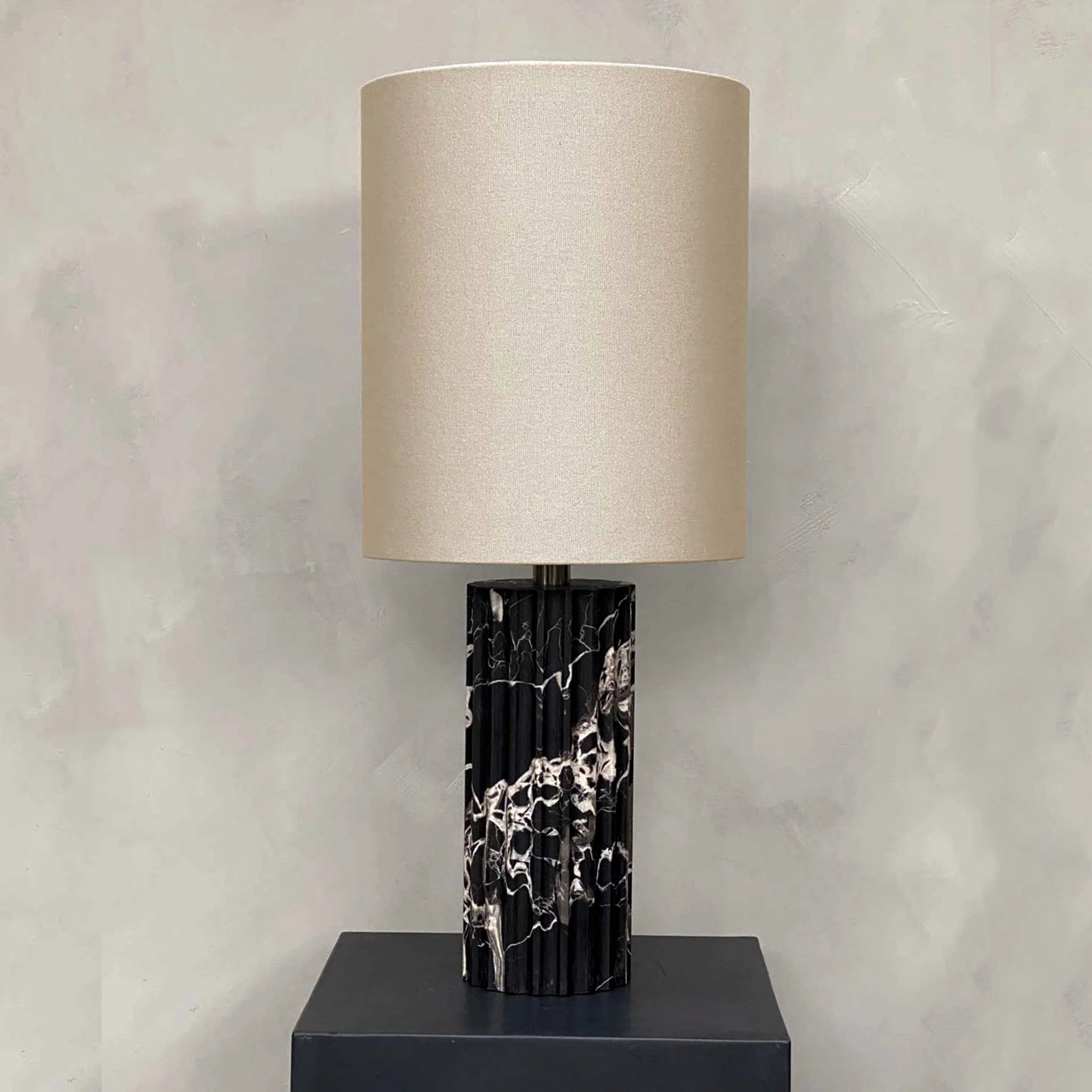 Table lamp AVA | Dark